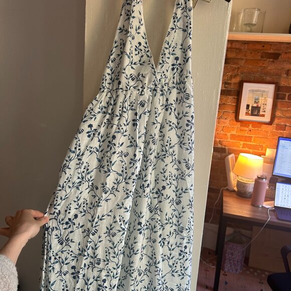 **Brand New** Agua by Agua Bendita Olivia Floral Halter Maxi Dress - Size M - Picture 3 of 9